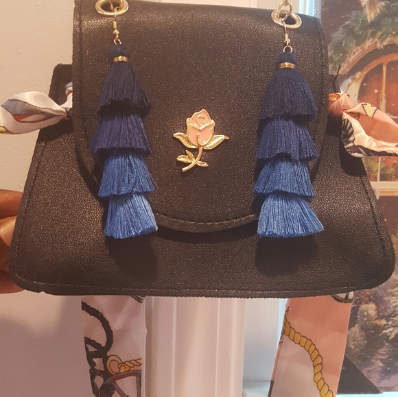 Earrings And Mini Purse set - Picture 6 of 6